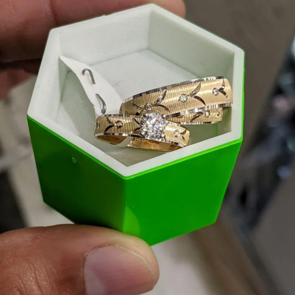 couple rings - Picture 3 of 9